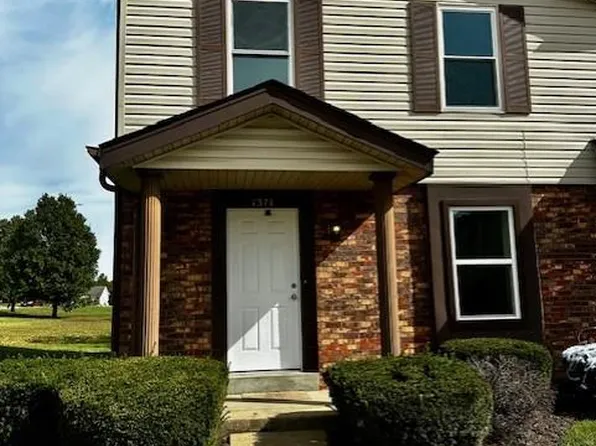 1371 Summergate Pkwy, Saint Charles, MO 63303