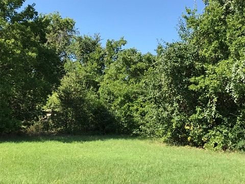 1st image of 4413 Meyers Ln