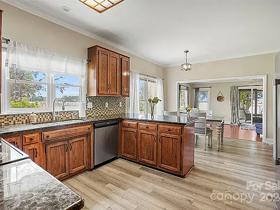 120 Surfside Ln — Photo 45
