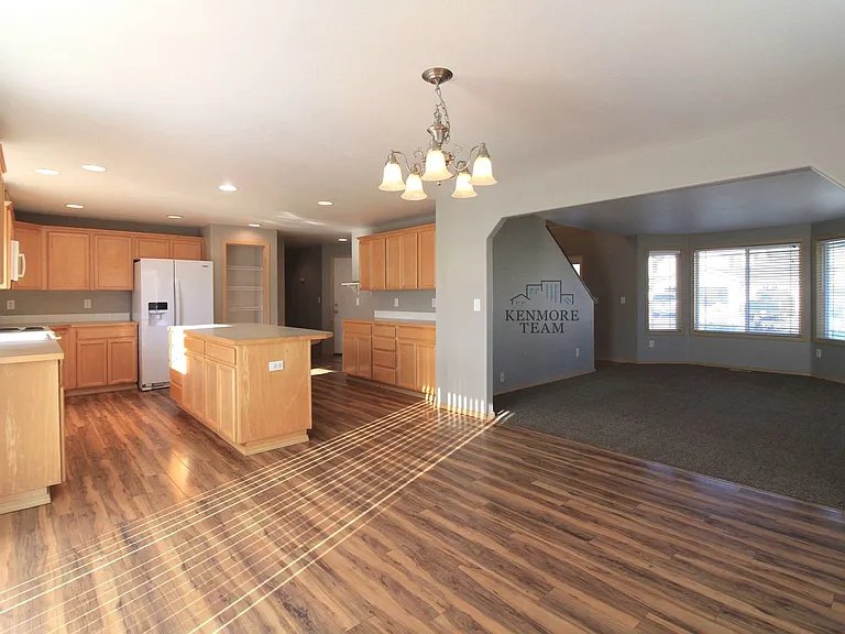 4414 Moline Ln — Photo 3