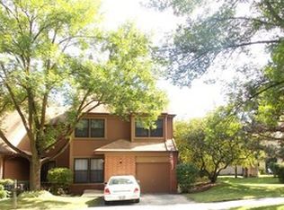 319 Forestway Ln, Wheeling, IL 60090