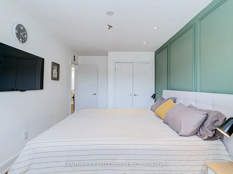 30 Queensmill Ct — Photo 31