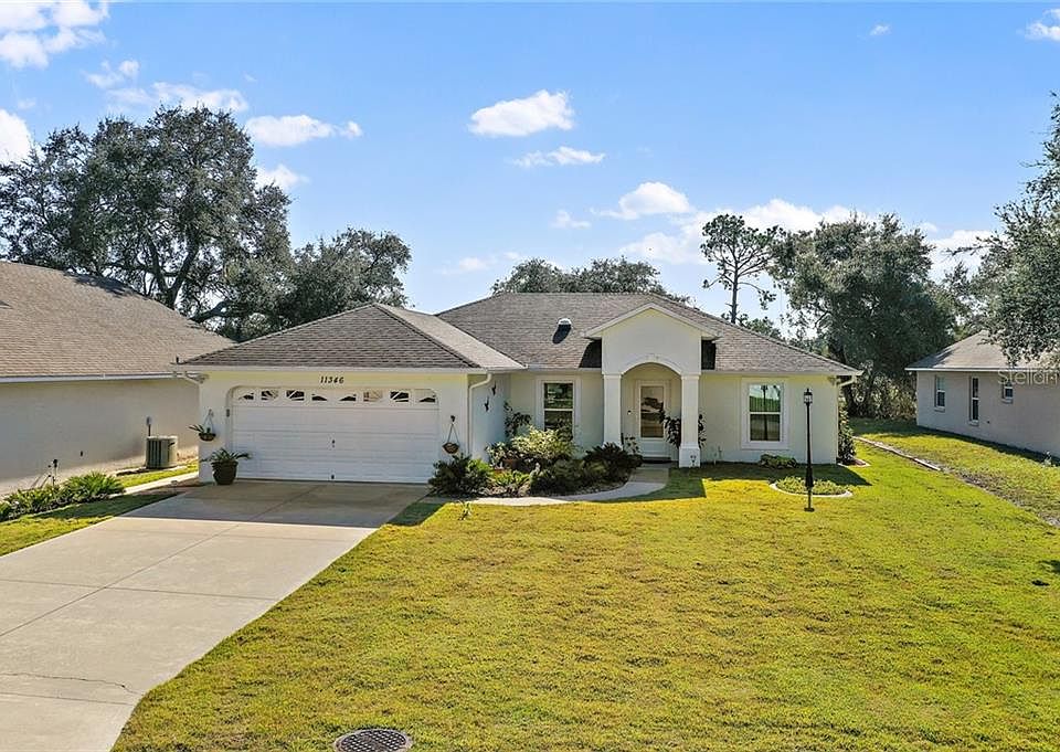 1st image of 11346 Lake Dr
