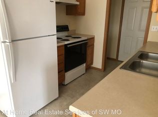 723 Windmill Pl, Republic, MO 65738