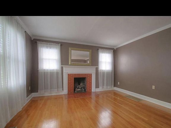2nd image of 111 Mildred Ct #111