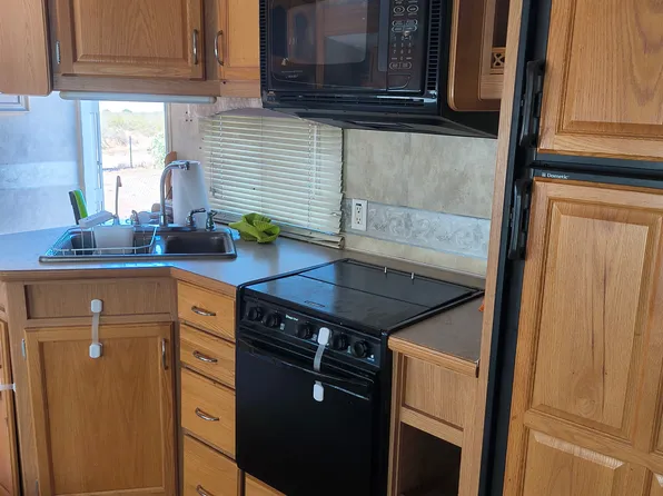 (undisclosed Address), Phelan, CA 92371