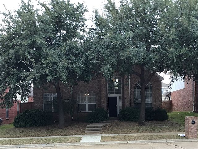 1st image of 442 Valley View Dr