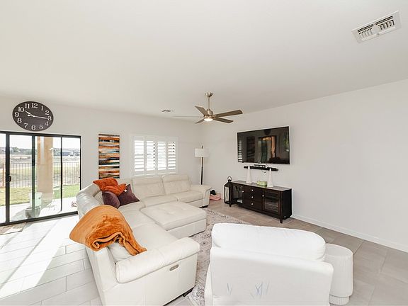 4th image of 6250 S Vista Laguna Drive