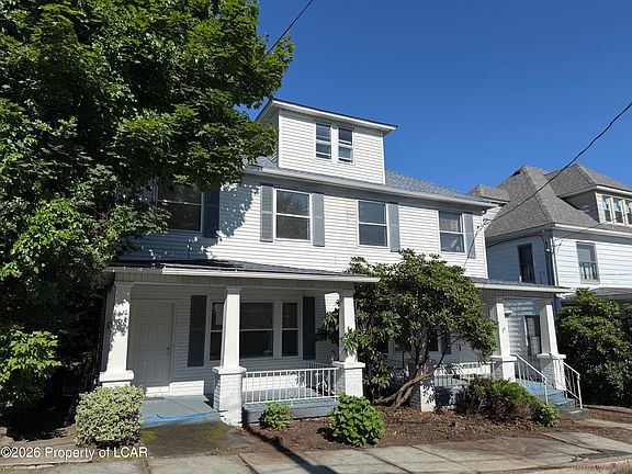 3rd image of 22 George St