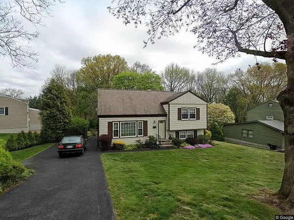 64 Alpine Rd, Yonkers, NY 10710