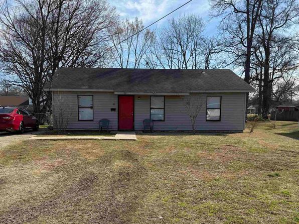 110 S Adams Ave, Mc Gehee, AR 71654
