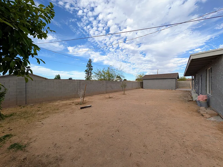 13208 W Tuckey Ln — Photo 37