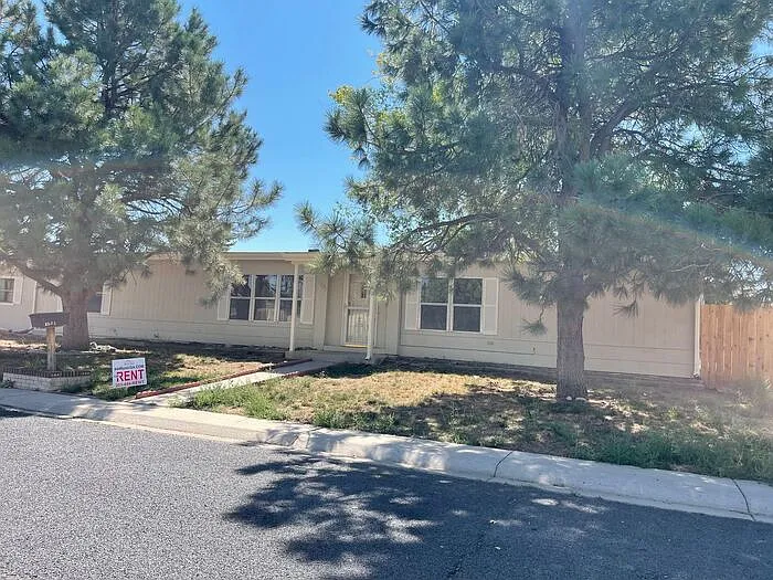 1201 Maclaughlin Ct — Photo 10