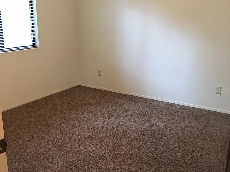 632 Walnut St #3 — Photo 3