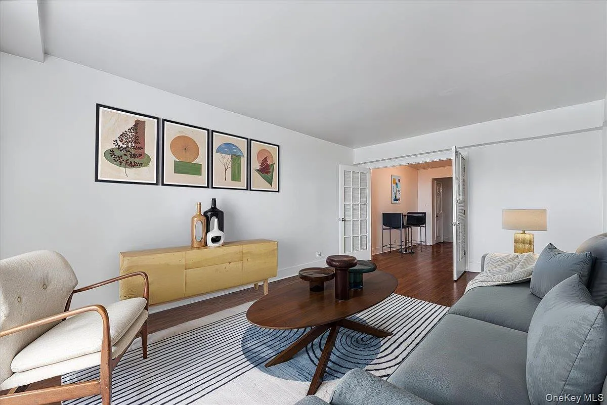 3840 Greystone Avenue #5O photo 1