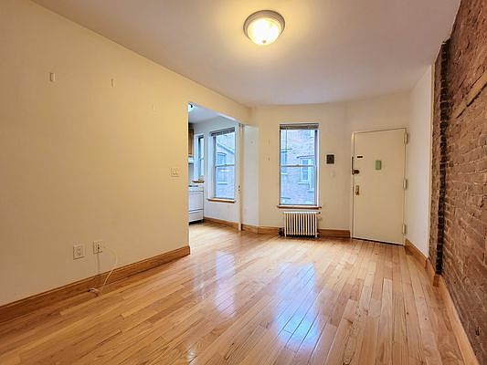 2nd image of 421 E 65th St APT 23