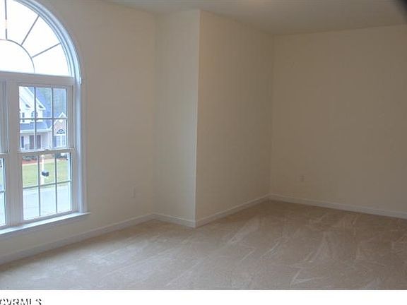 5th image of 10831 Willow Hill Ct
