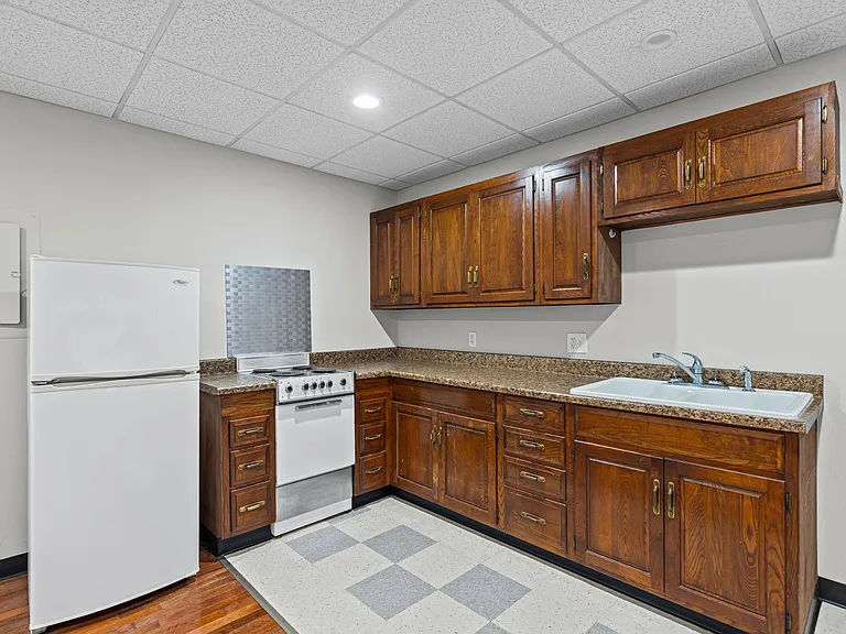 200 S Union St #2 — Photo 12