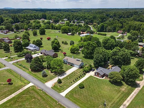 4th image of 5493 Rolling Meadows Rd