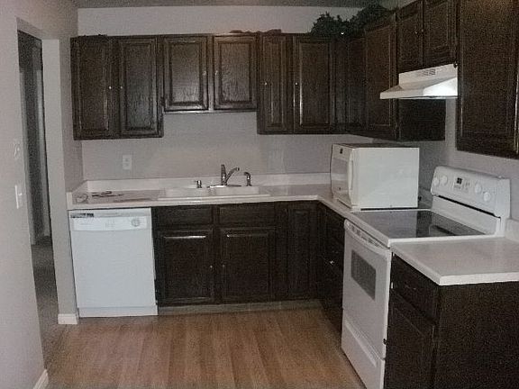 2nd image of 5066 S Dyer Ln