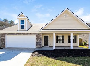 75 Shadowbrooke Cir, Loganville, GA 30052