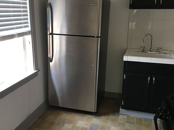 2nd image of 615 S Glendale Ave APT 31