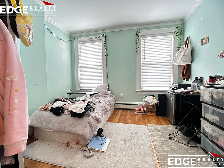 32 Bayard St — Photo 6