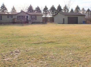 5912 Golf Club Rd, Howell, MI 48843