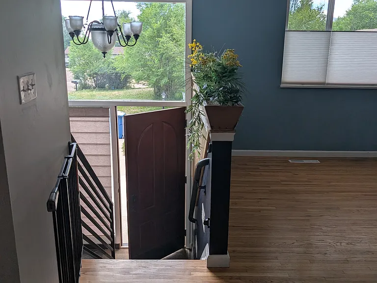 914 W Jefferson St — Photo 33