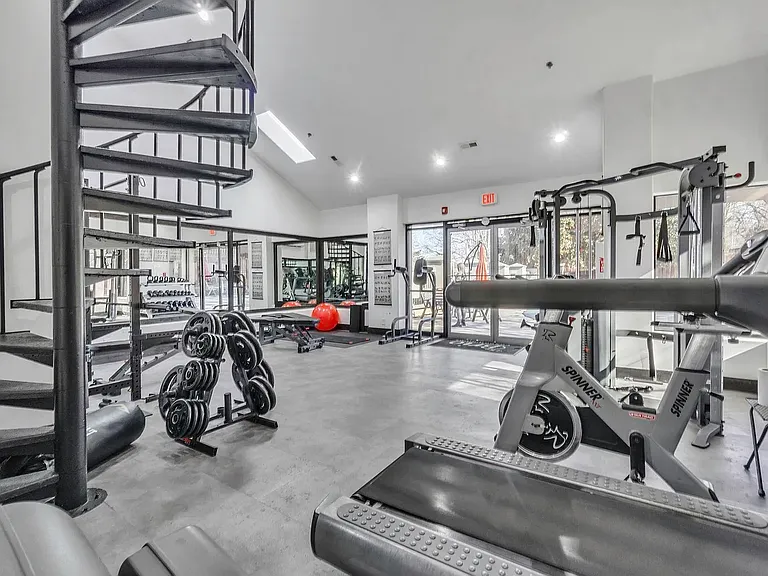 Communal Gym - Pool Level