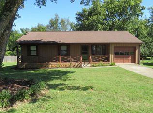 1249 Apple Creek Dr, Louisville, TN 37777