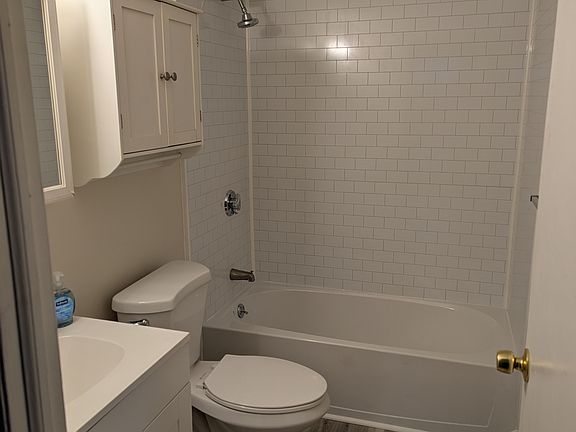 5th image of 29 Woodbine St APT 12