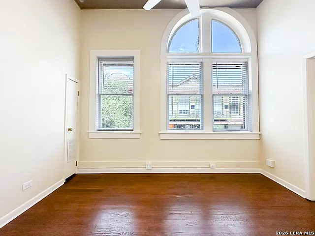 245 Losoya St — Photo 16