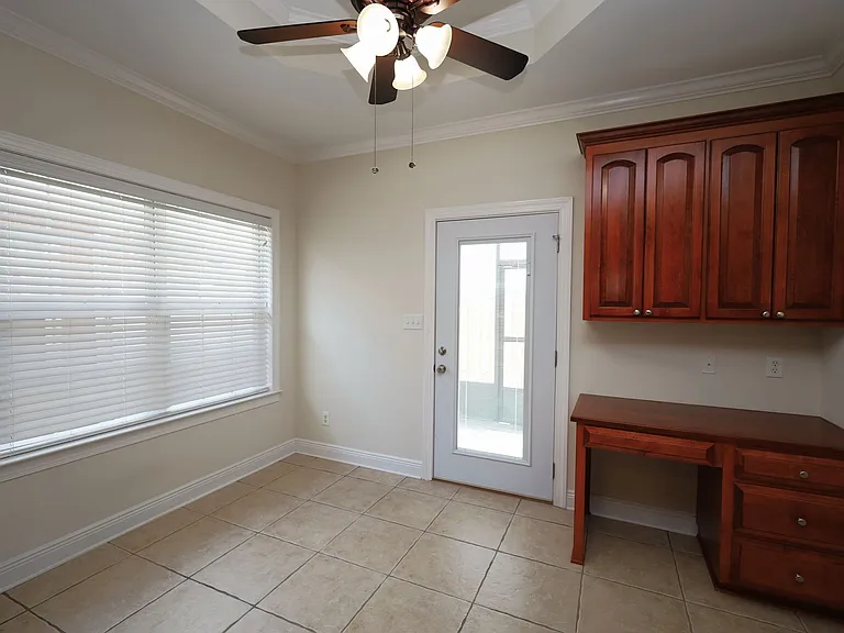 3261 Jordan Way — Photo 5