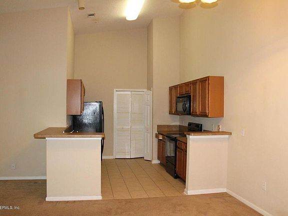 5th image of 6860 Skaff Ave Unit 2-12