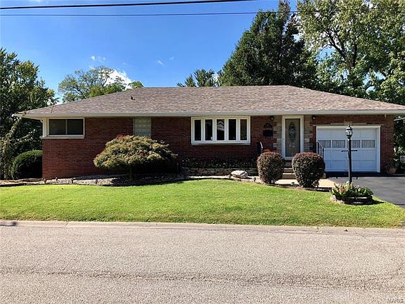 2nd image of 225 Hy Vista Dr