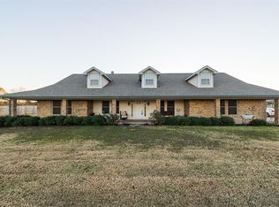 8717 Cleaver Ln, Terrell, TX 75160