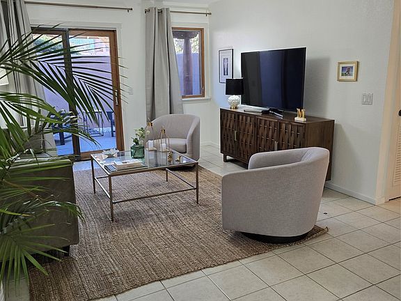 2nd image of 601 W San Mateo Rd APT 115