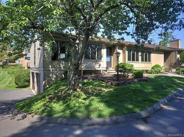 33 Pilgrim Harbor #A, Wallingford, CT 06492