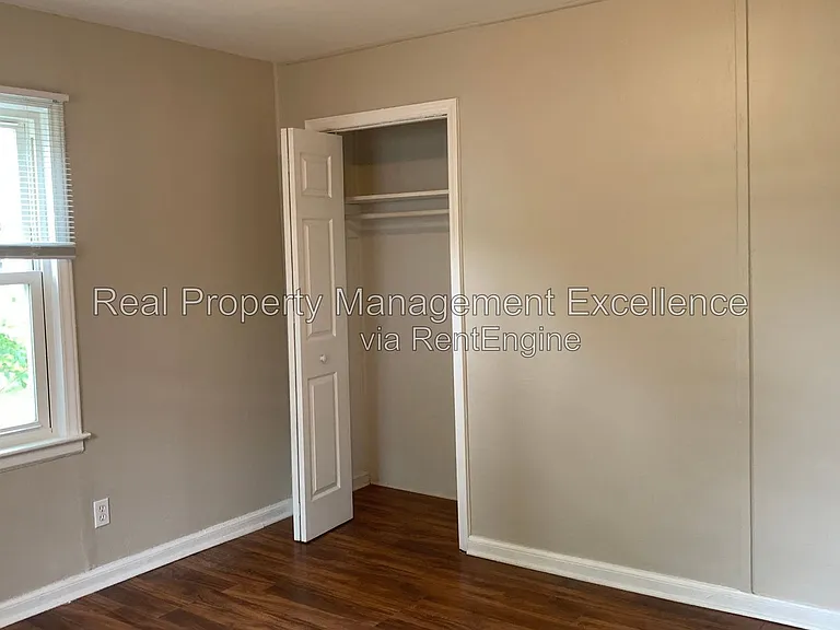 410 Lamont St — Photo 10