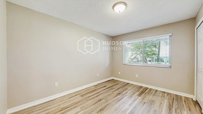 7719 Clubhouse Estates Dr — Photo 22