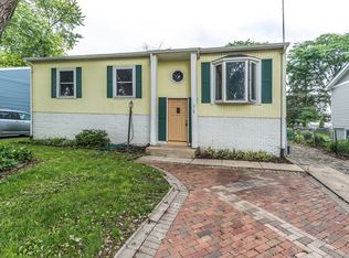 618 Parkside Ave, West Chicago, IL 60185