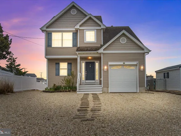 3 Cranbury Lake Dr, Little Egg Harbor, NJ 08087
