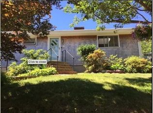 10 Spring Ln, Rockport, MA 01966