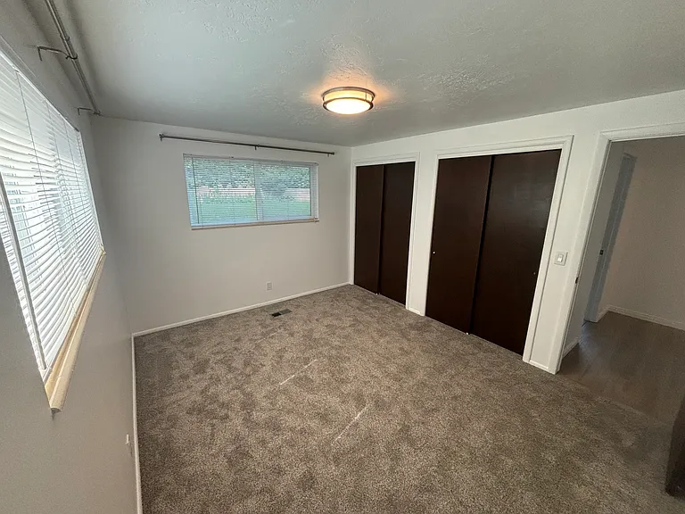 2483 E Blaine Ave #2 — Photo 5