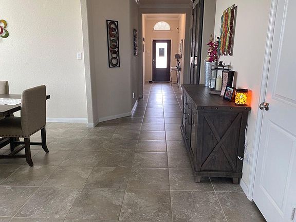 2nd image of 1201 Homer Ln