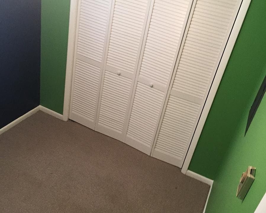 7 Grove Ave Latham NY Zillow