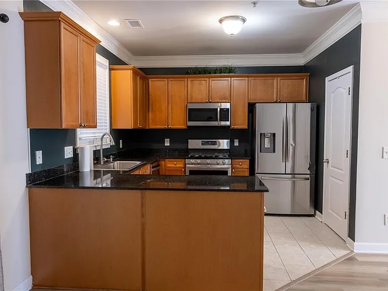 1232 Harris Commons Pl #1213 — Photo 8