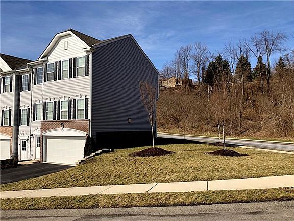 2nd image of 250 Grace Manor Dr