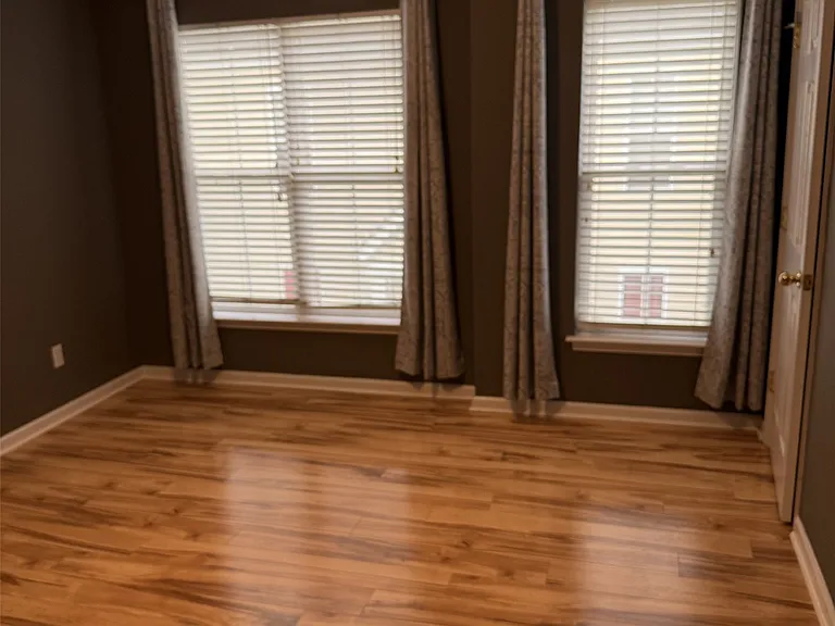 4307 Eleanors Way — Photo 8